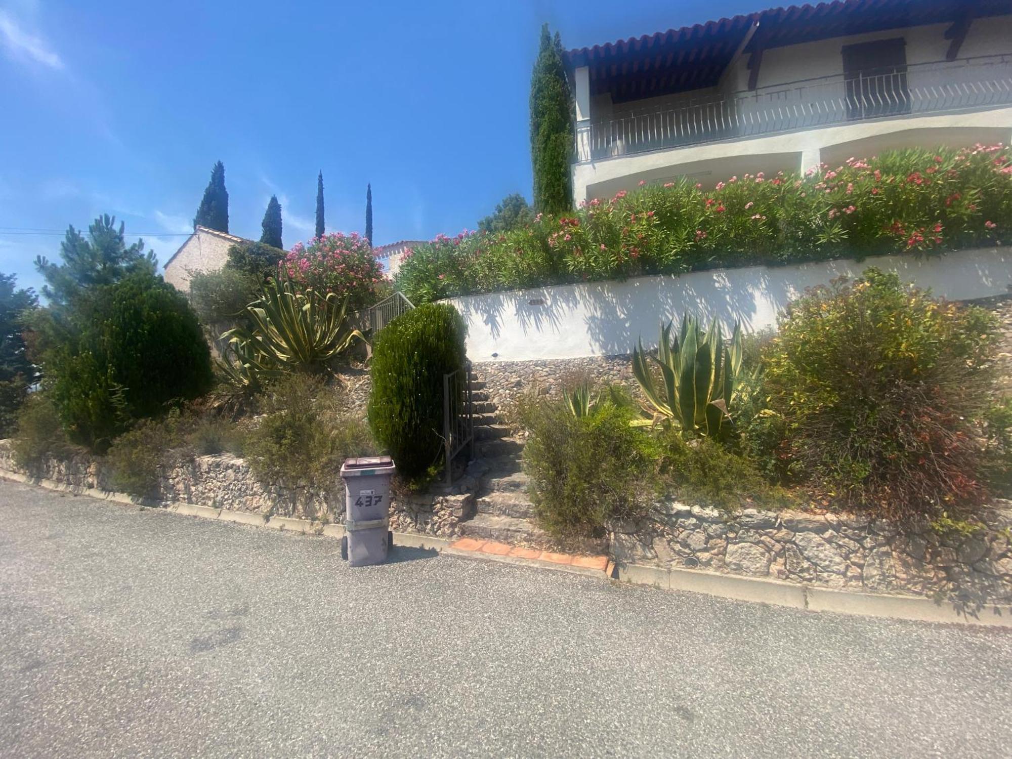 Maison Au Calme Dans Privee Avec Piscine Vue Hébergement de vacances Fréjus