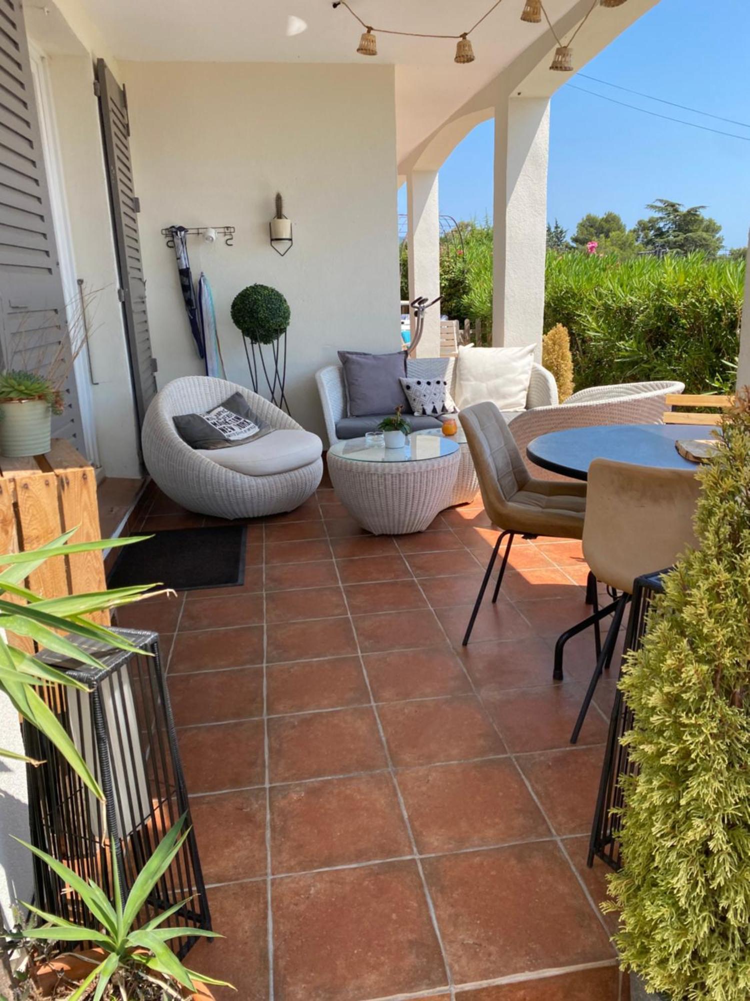 Maison Au Calme Dans Privee Avec Piscine Vue Hébergement de vacances *