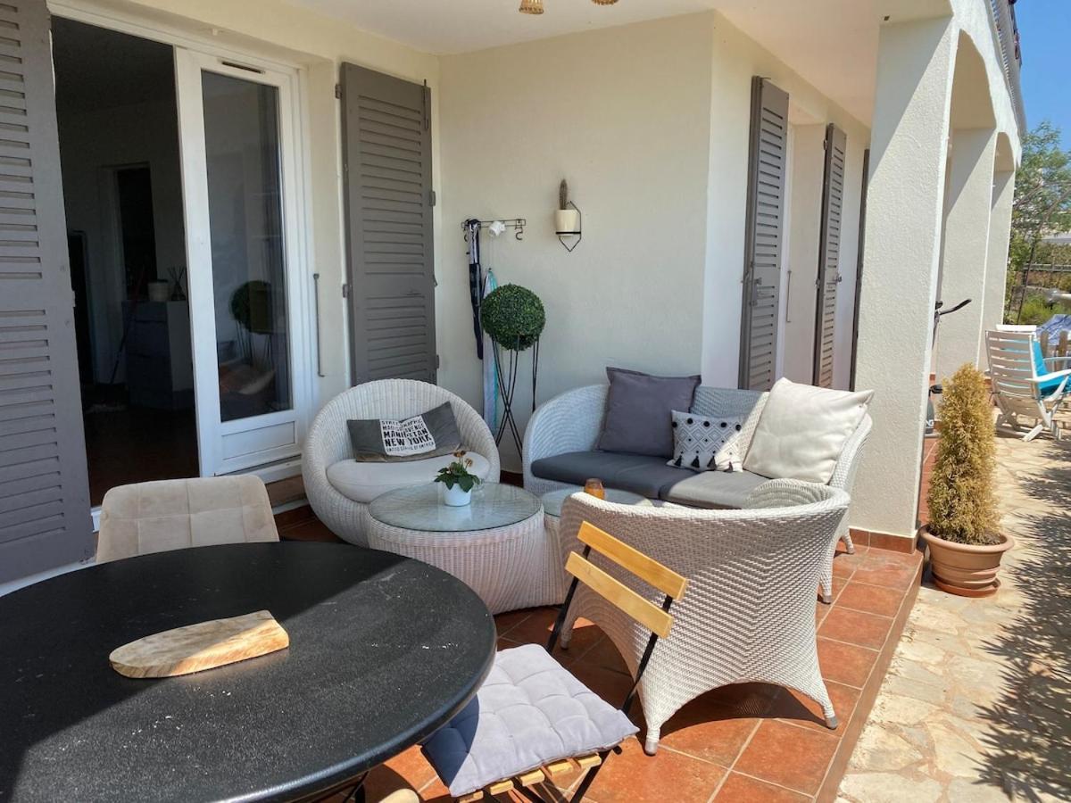 Maison Au Calme Dans Privee Avec Piscine Vue * Fréjus