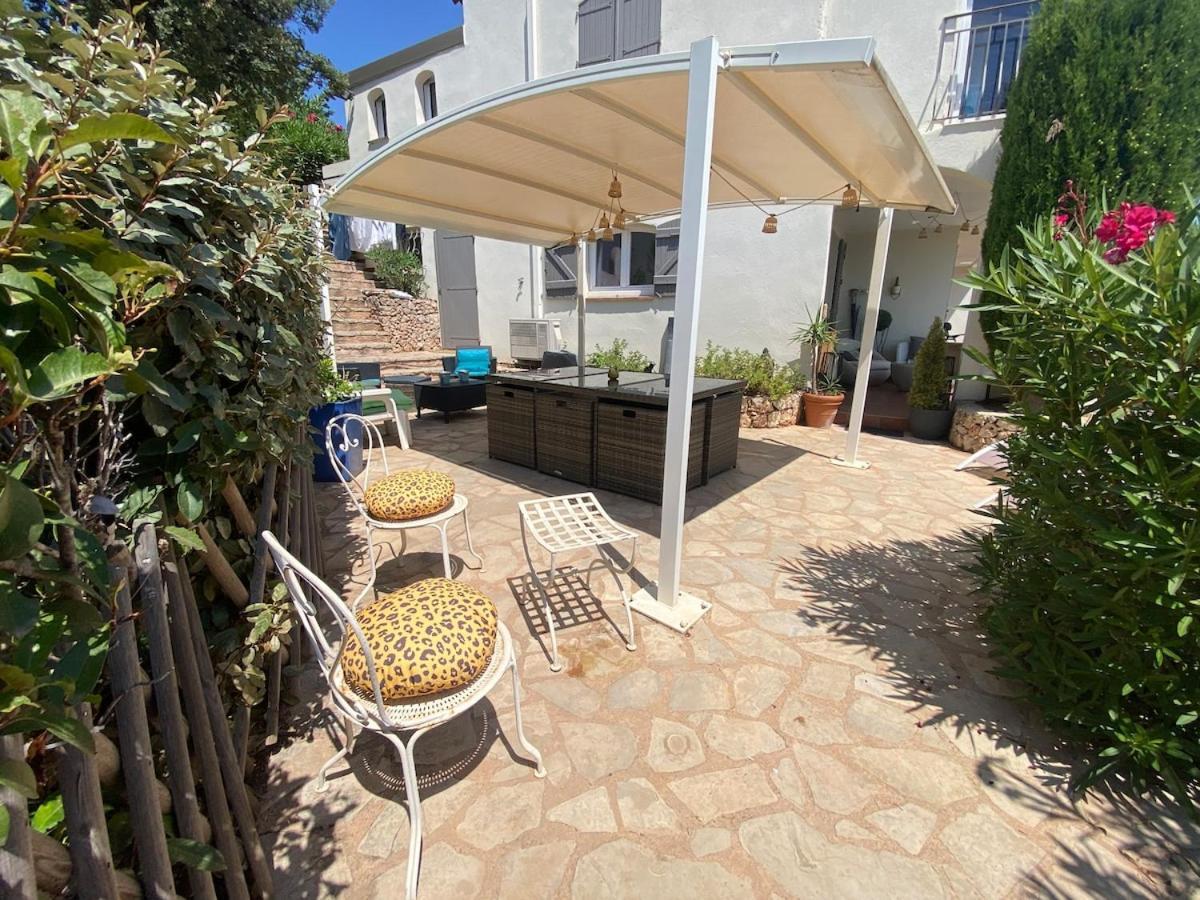 Maison Au Calme Dans Privee Avec Piscine Vue Hébergement de vacances